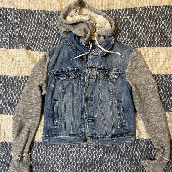 FREE PEOPLE distressed denim hooded jacket - Picture 3 of 3